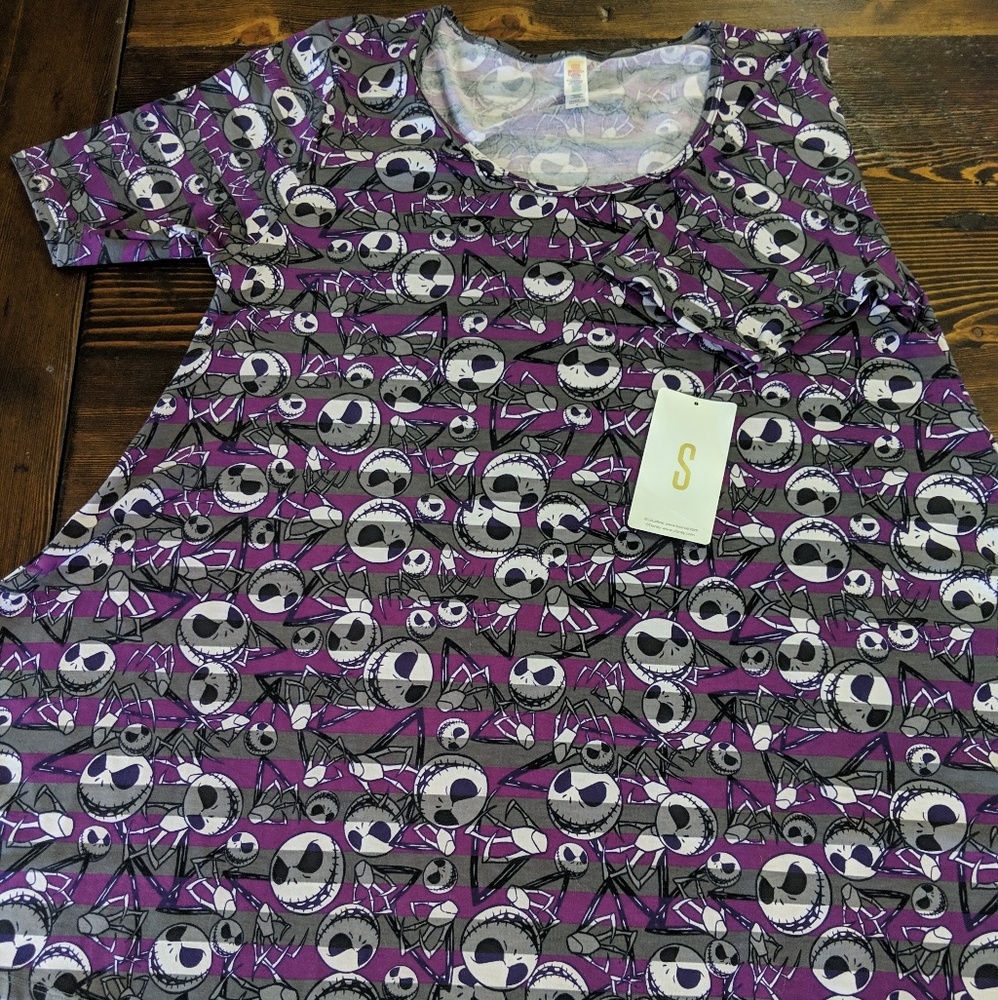 Lularoe Disney Small Jack perfect tee